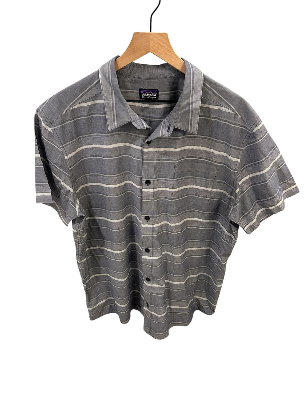 Patagonia Men's Short Sleeve Button-Up Shirt - Size XL